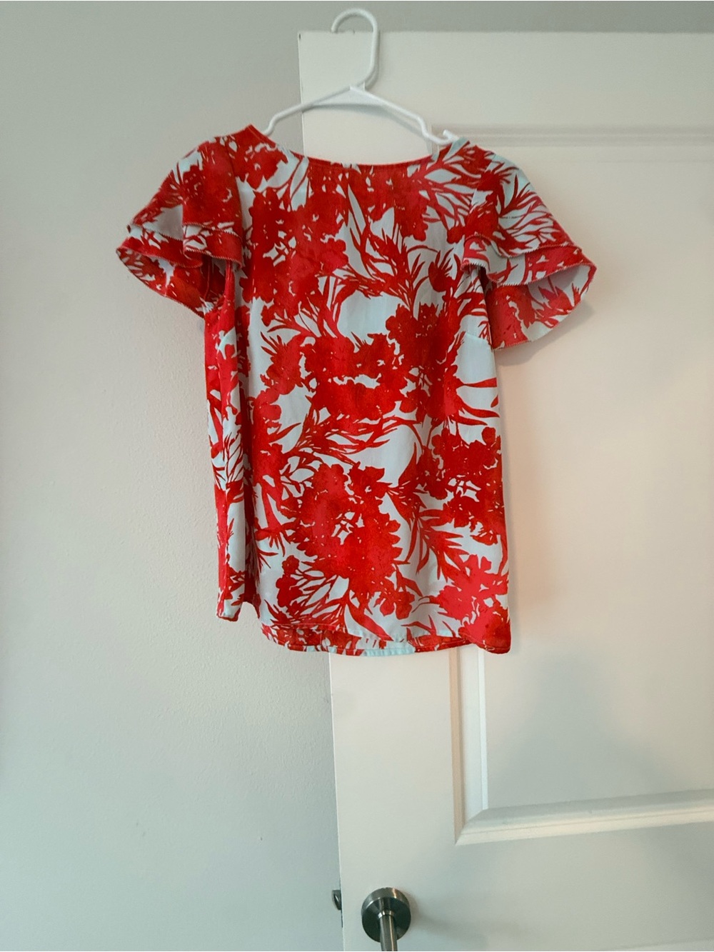 Banana Republic Red Floral Short-Sleeve Blouse